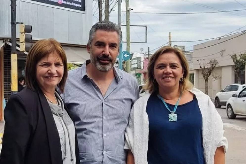 Bullrich, Álvarez y Blasco.