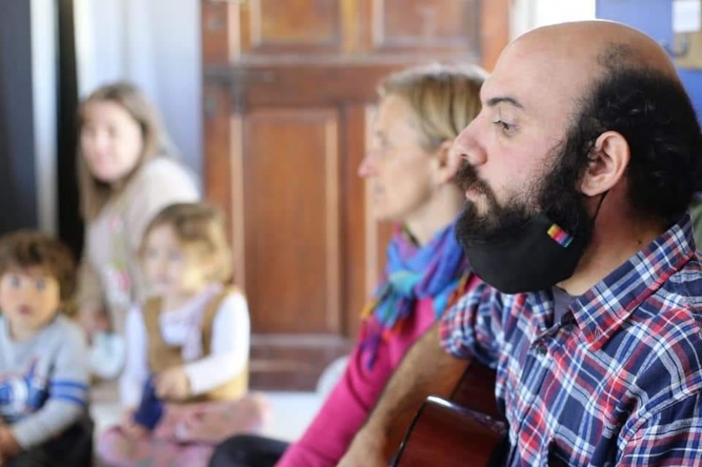 Facundo Todres, uno de los referentes del proyecto de educación no convencional.