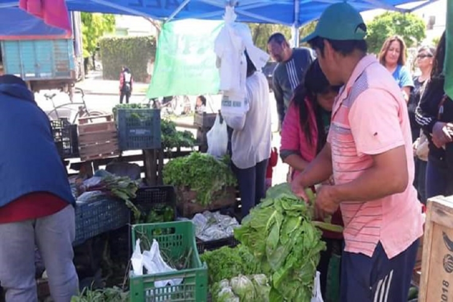 Productores populares organizaron un &quot;Verdurazo&quot;