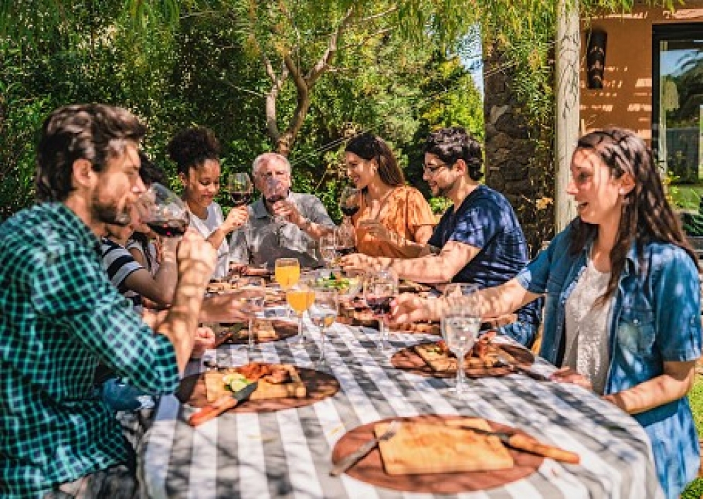 Reencontrarse en la mesa familiar, uno de los grandes anhelos de la sociedad.