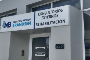 El Instituto M&eacute;dico Brandsen donde trabajaba el enfermero Silvio Cufre. 