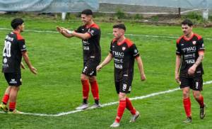 Ybarra celebrando el gol de penal que sell&oacute; la victoria. (FOTO: LPF Play).
