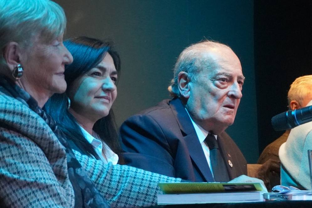 Fue declarado Personalidad Destacada de la Cultura de Cañuelas.