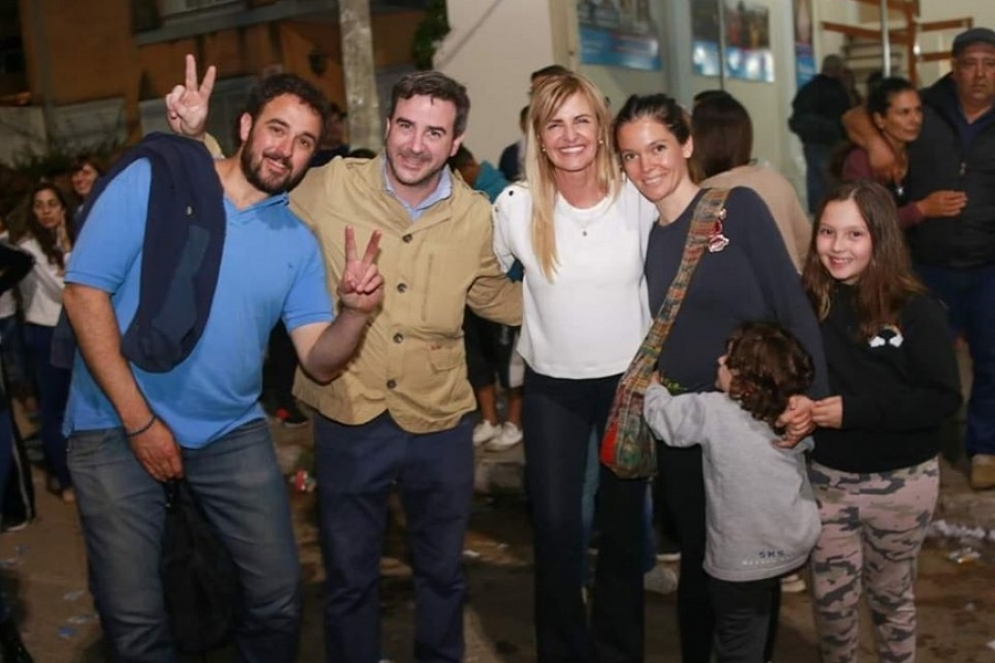 Demicheli, a la derecha de Fassi, el día de las elecciones. 