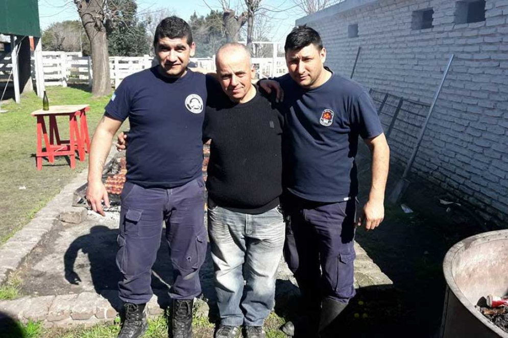 Fernando Guillermo (el primero de la izquierda) quedó a cargo del cuartel de Petión.