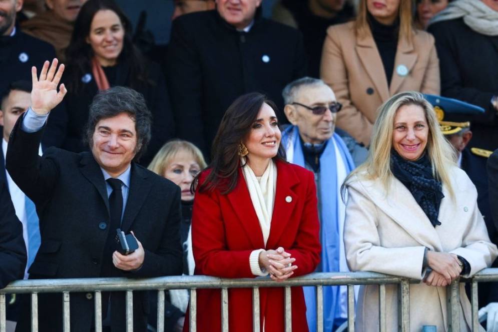 Postal del acto.