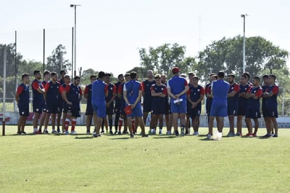 Cañuelas volvió a los entrenamientos