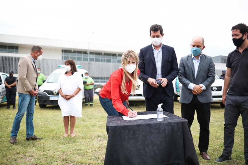 También se firmó el convenio &quot;Programa de Asistencia para la Mejora de los Gobiernos Locales&quot;.