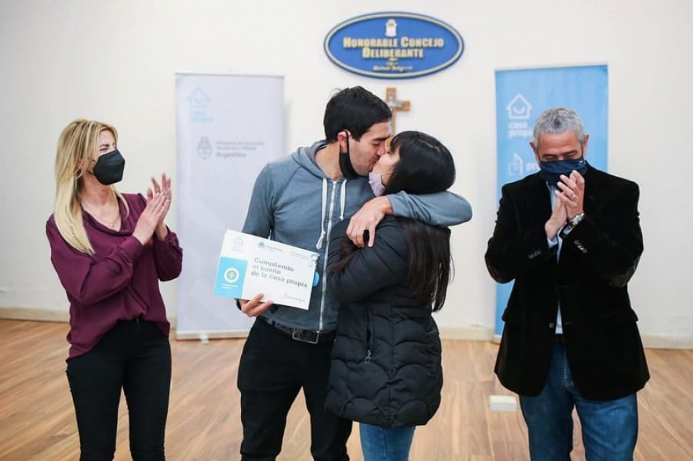 Tambien participó el Secretario de Hábitat, Santiago Maggiotti, y los principales candidatos del Frente de Todos local.