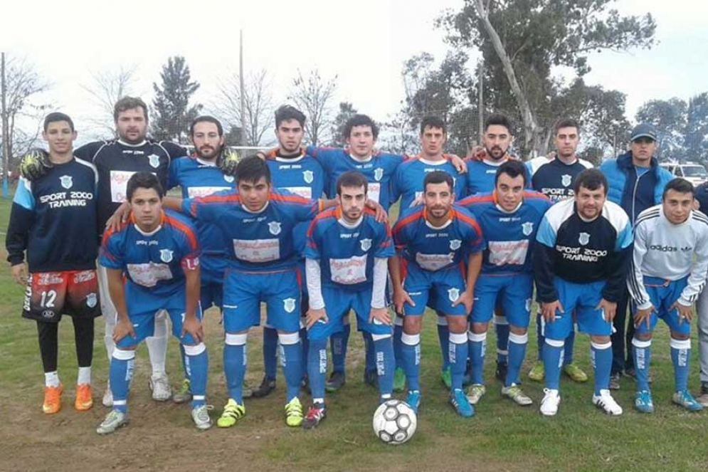 Liga de Fútbol: agónico triunfo de La Academia para llegar a la cima del torneo