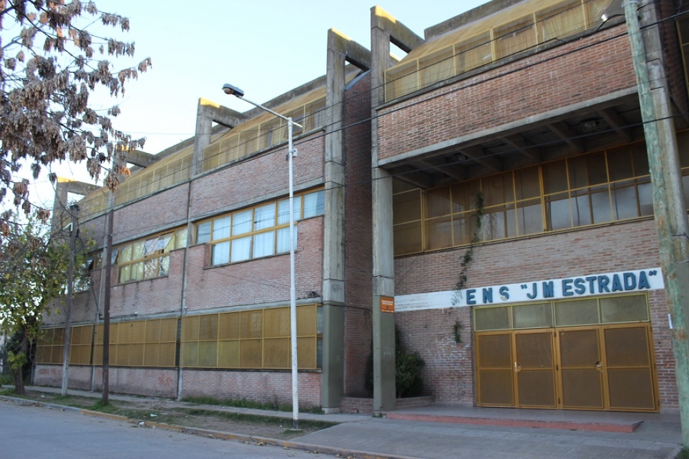 Robo en la Estrada: el vice del consejo acudió al colegio