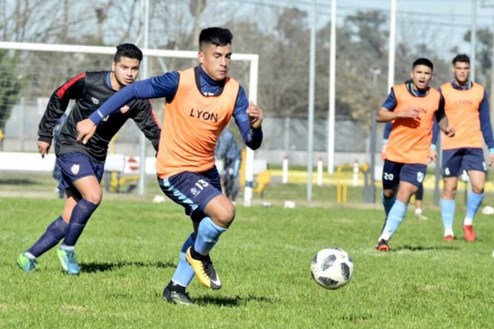 Cañuelas enfrentó a los suplentes del Gasolero. 