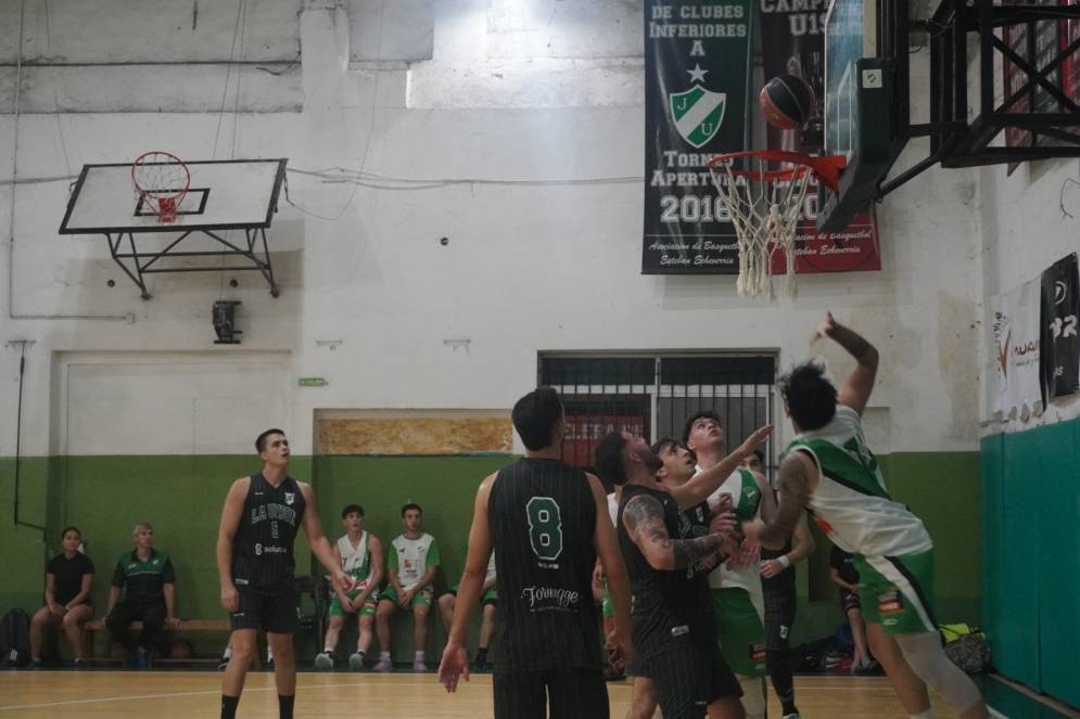 Ganó en el Gigante de la Avenida y se afirma en el torneo organizado por la FEBAMBA.