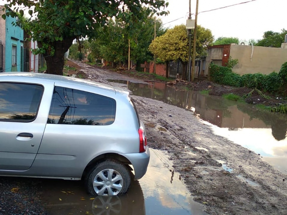 La cuadra del problema, Florida entre Azcuénaga y Matheu.