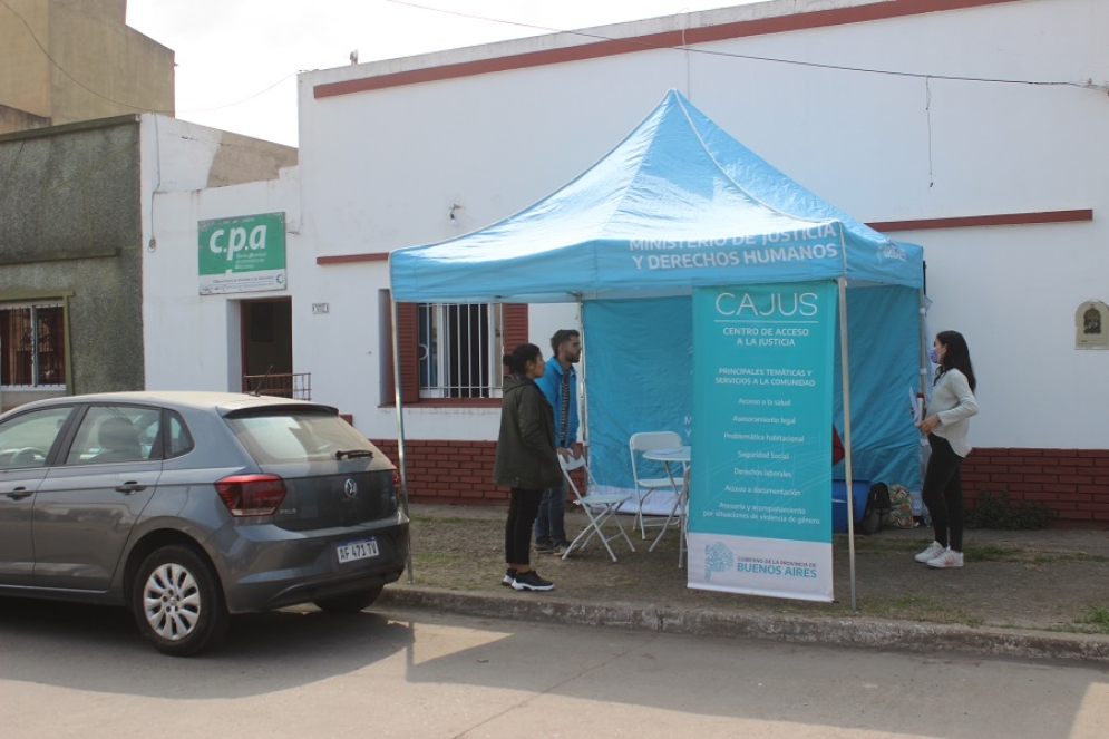 La carpa atendió hasta las 13 horas.