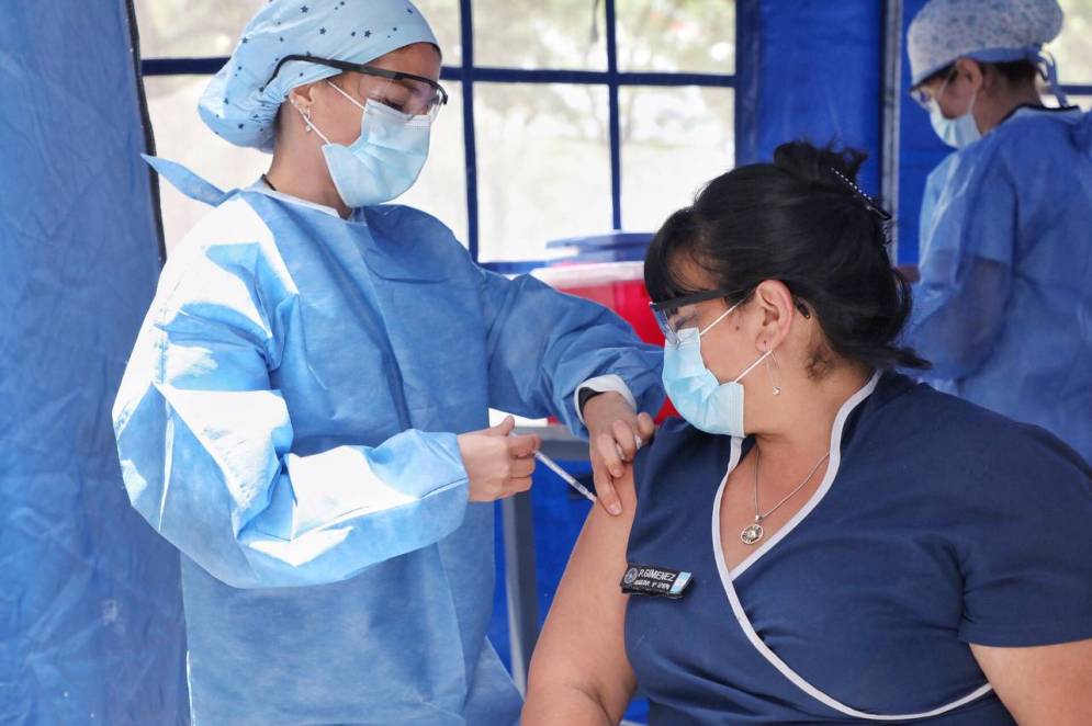 Por ahora la vacunación en el personal sanitario es opcional. Foto Archivo.