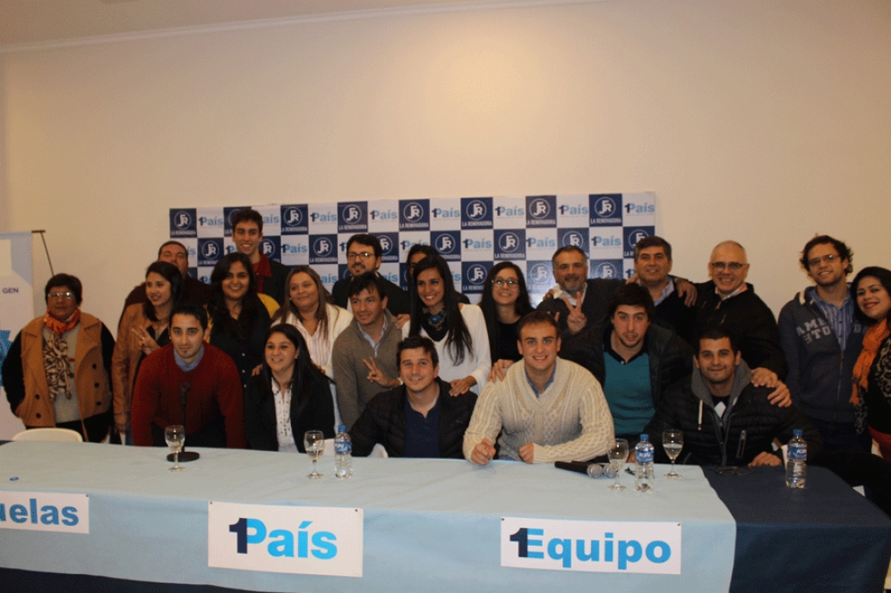 Se presentó la lista de 1 País