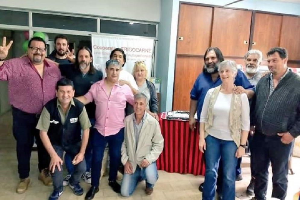 El gremialista docente reconoció la lucha de los trabajadores.
