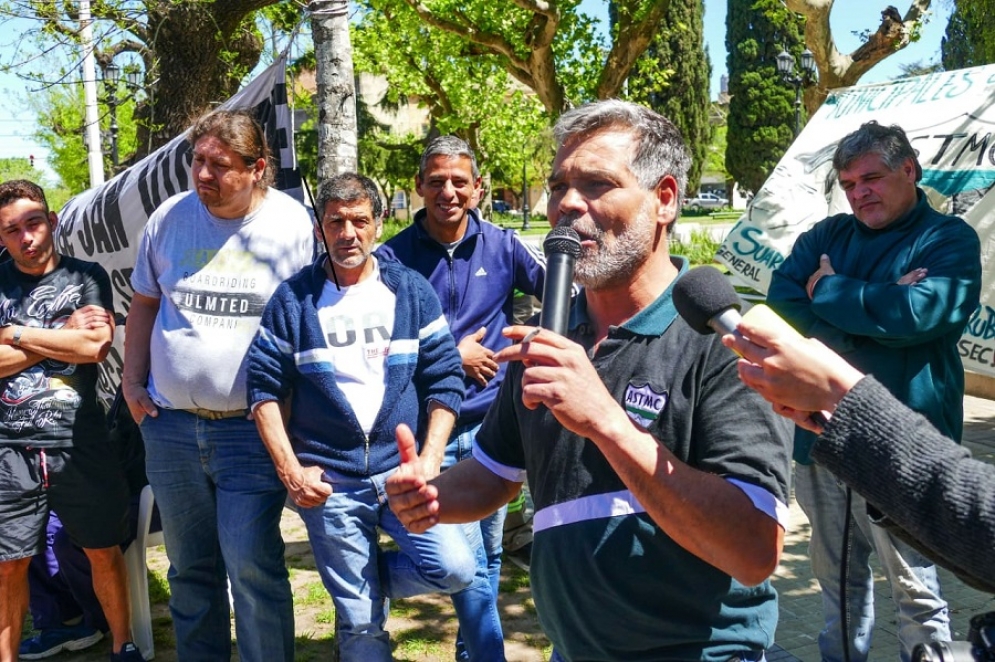 Suárez blanqueó sus diferencias con el intendente