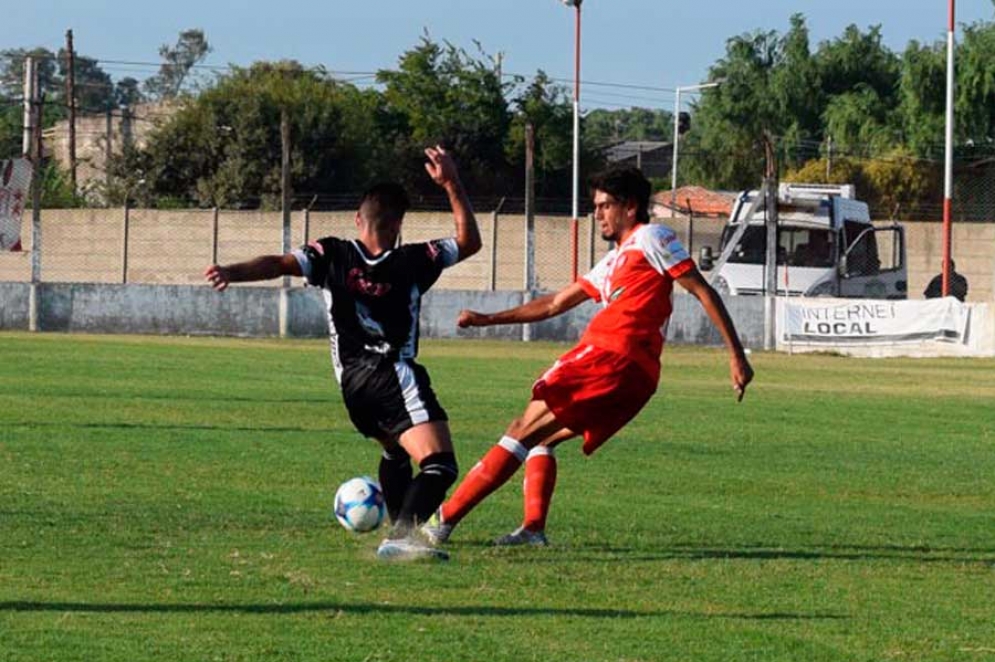 Cañuelas hace nueve partidos que no gana. 