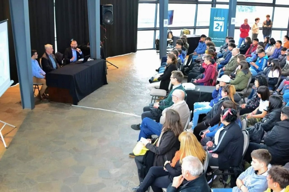 El encuentro fue en salón del PIC.