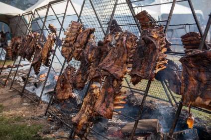 Estiman que hubo más de 35 mil personas en la Tercera Fiesta del Costillar Criollo
