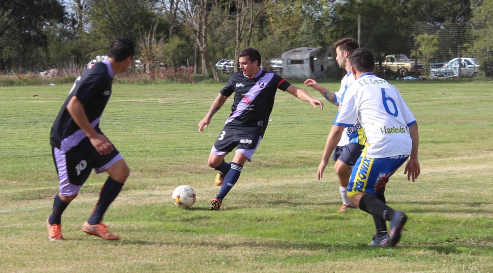 LCF: 12 De Octubre y Villa María en la cima del torneo