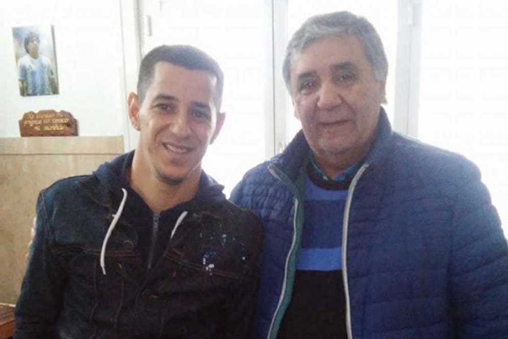 Bazán, fanático de San Lorenzo, junto &quot;Pipi&quot; Romagnoli, ídolo del &quot;Ciclón&quot;.