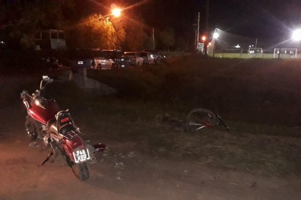 La moto instantes después del accidente. 