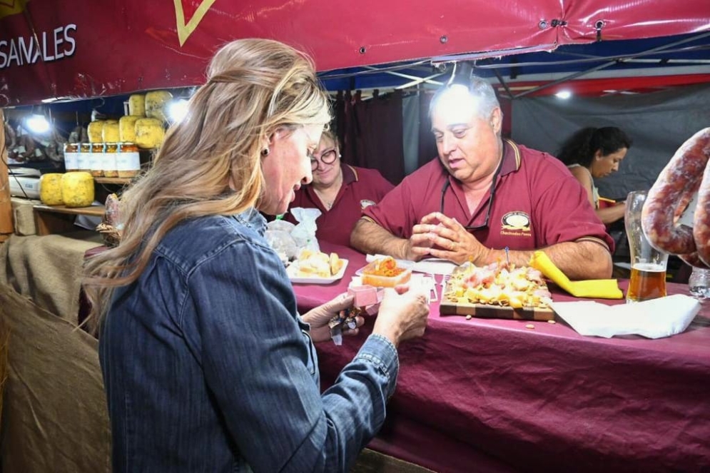 Los Ponce, una familia tradicional que participa del evento con sus clásicos productos regionales.