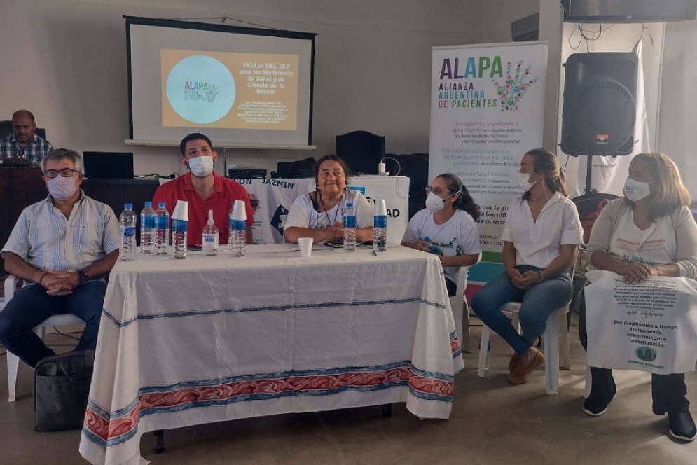 La charla se brindó en el Concejo Deliberante de Cañuelas.