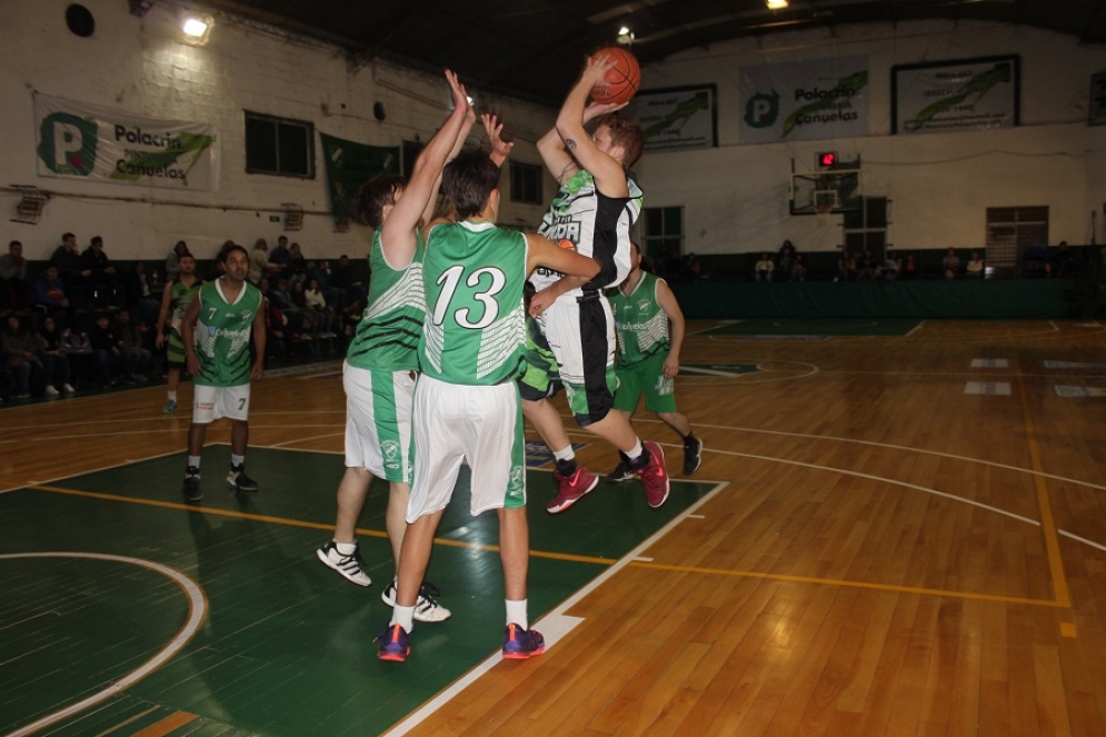 Juventud presentó su plantel para el torneo Provincial