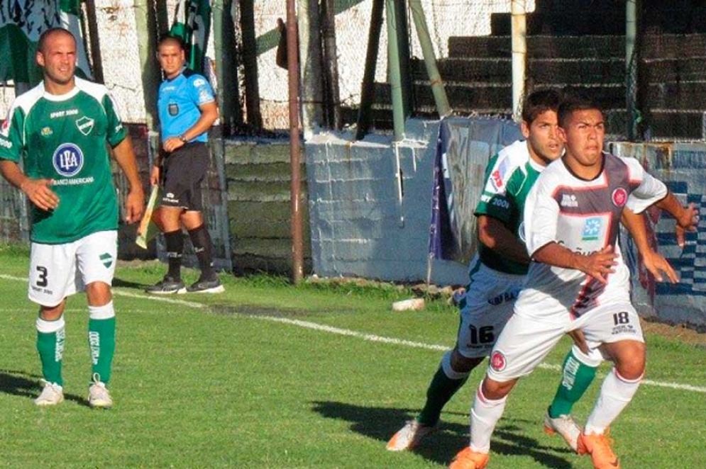 El CFC visita al León este miercoles. 