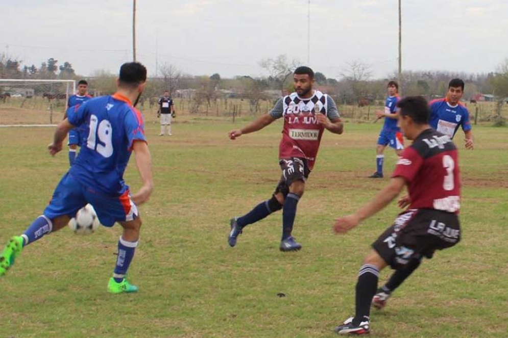 Liga de Fútbol: La Academia llegó a la punta desde el banco