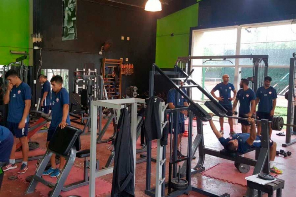 El plantel en plena preparación. 