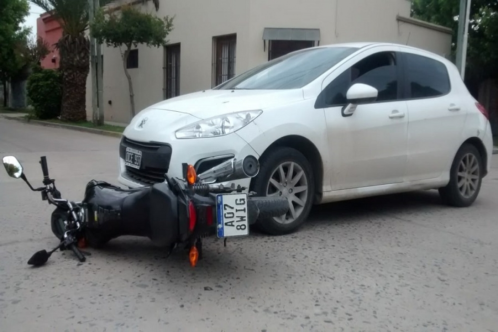 Sucedió en la esquina céntrica de Brandsen y Acuña.