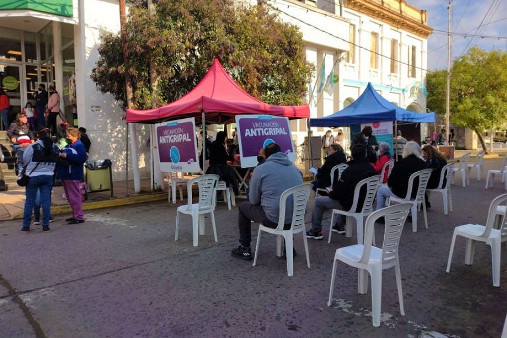 Comenzarán a aplicarse vacunas antigripales y contra el neumococo.