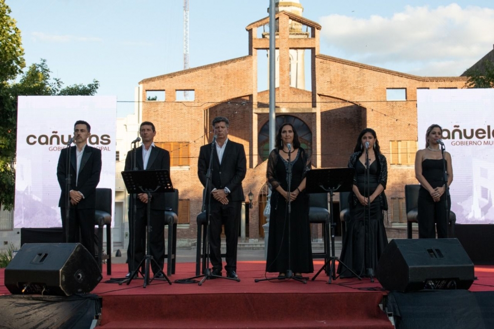 Las galas líricas, ya un clásico de la Plaza San Martín.