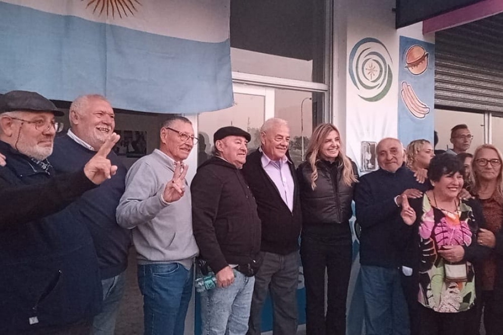 El espacio aliado al municipo reunió a unas 100 personas. La Cámpora y el Frente Renovador, los ausentes.